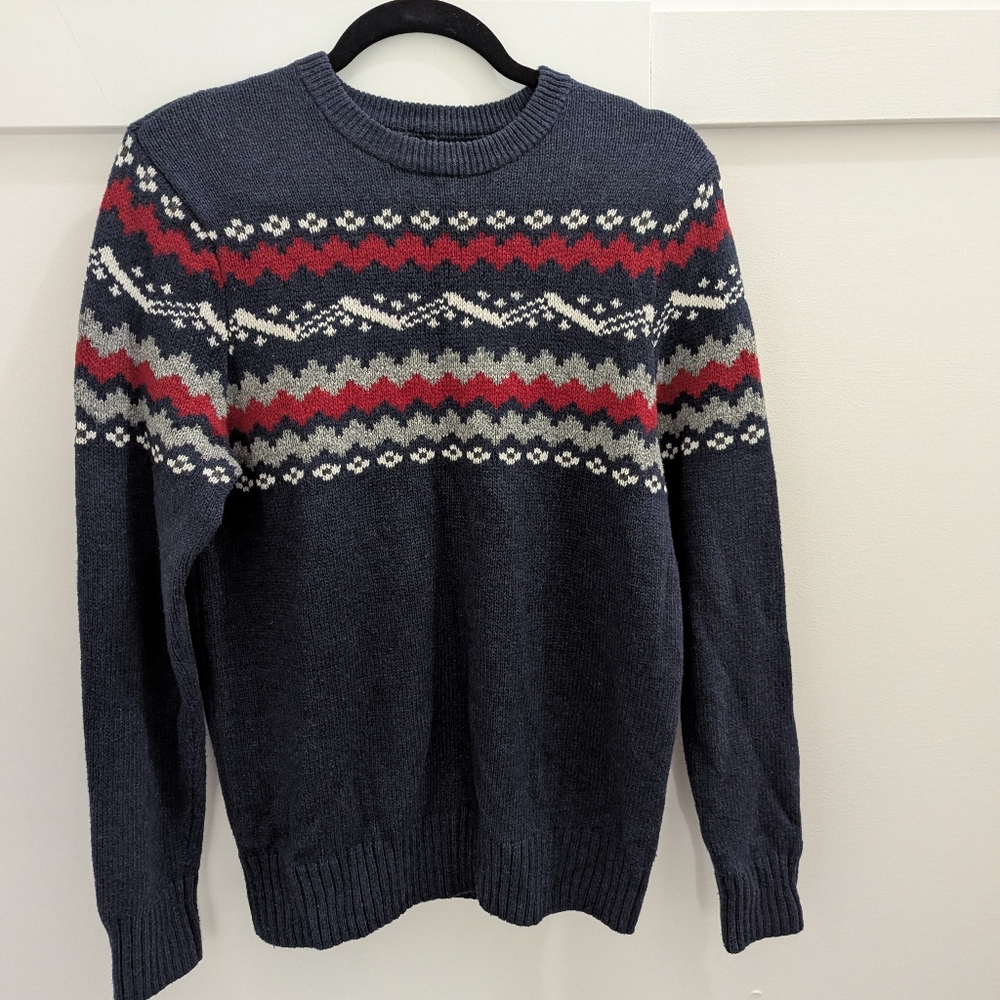 Sonoma Men's Navy and Red Fair Isle Crewneck Sweater